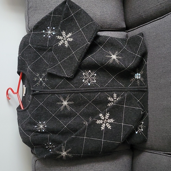 Talbott Wool Sweater - Picture 1 of 5